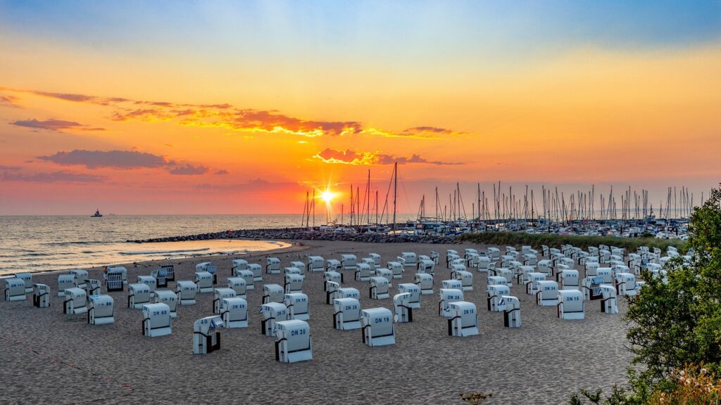 ostsee, ostseebad kuehlungsborn, mecklenburg-vorpommern, beach, seashore, shore, boats, sea, water, nature, ocean, sunset, horizon, ostsee, ostsee, ostsee, ostsee, ostsee, mecklenburg-vorpommern, mecklenburg-vorpommern, mecklenburg-vorpommern, mecklenburg-vorpommern, mecklenburg-vorpommern