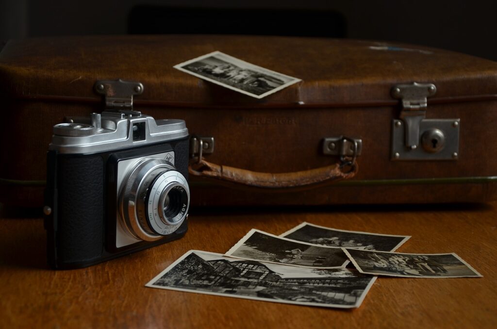 camera, luggage, polaroid photos, photos, photography, images, old photos, nostalgia, souvenir, memento, camera, camera, camera, camera, photography, photography, photography, photography, photography